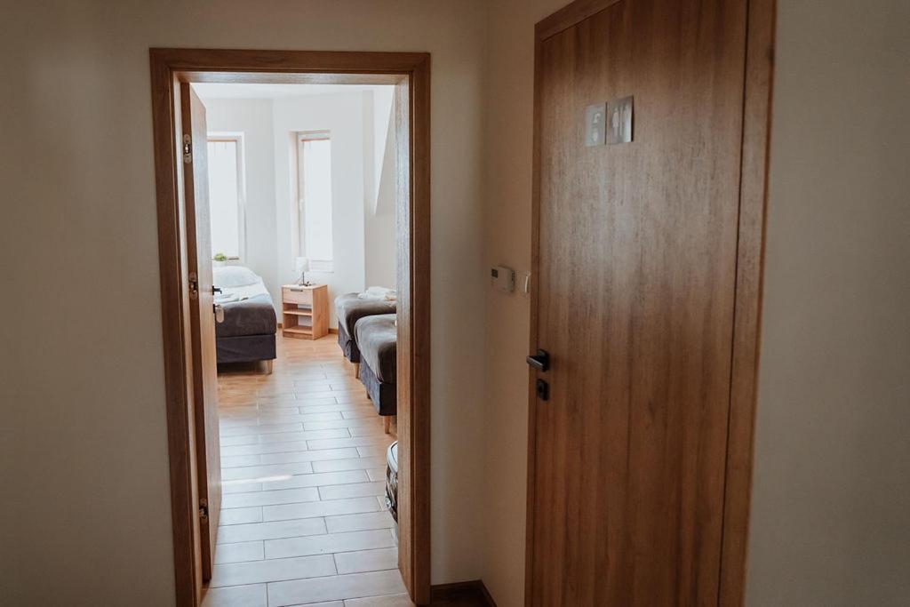 Noclegi Przy Stacji Nowy Dwór Mazowiecki Exterior foto